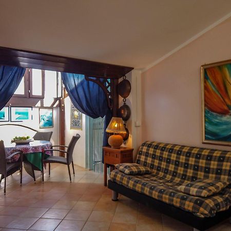 Villa Antonio Calderisi Βιέστε Εξωτερικό φωτογραφία